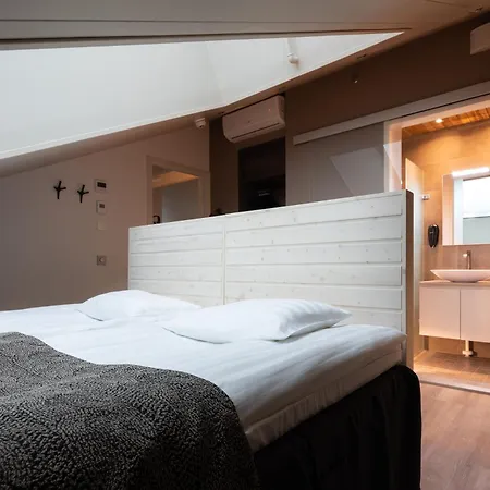 Kultakero Northern Sky, 3br Penthouse With Jacuzzi 128m2 Aparthotel 4*